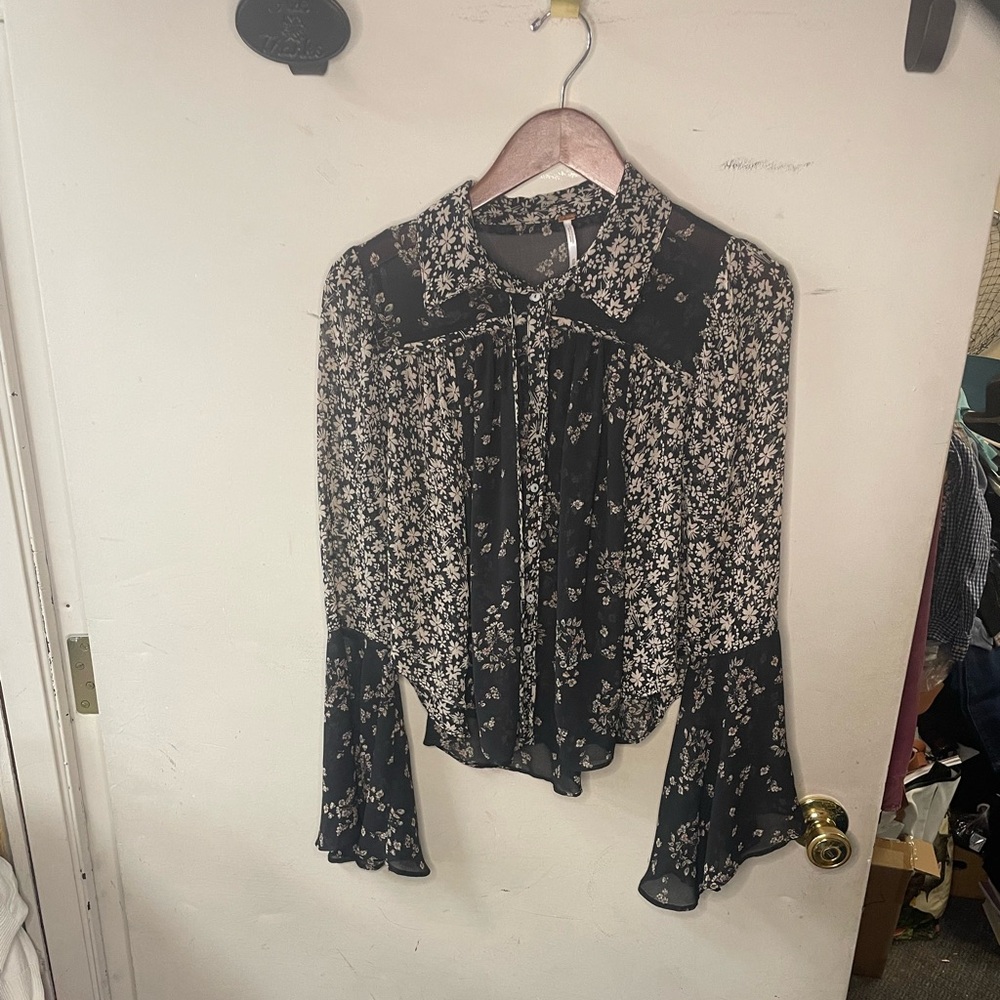 Free People long bell sleeve, button down, black,cream, peach floral blouse